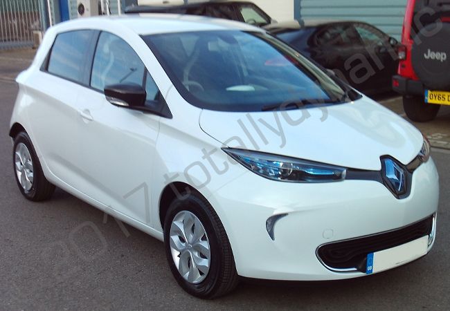 Renault Zoe fully vinyl wrapped for Sullivans Buses