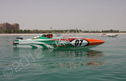 Superstock Powerboats vinyl wrapped for exhibition race in the UAE by Totally Dynamic Southampton