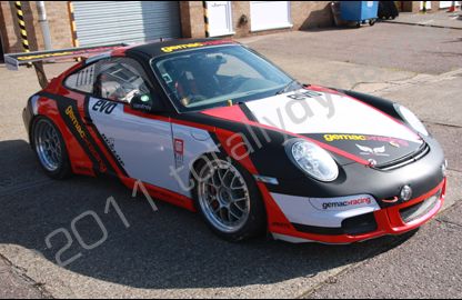 Porsche 997 Race car fully wrapped by Totally Dynamic Norfolk