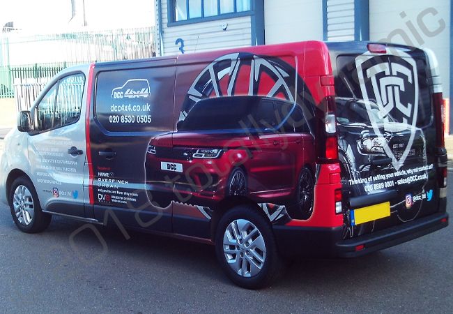 Renault Trafic fully vinyl wrapped for DCC 4x4