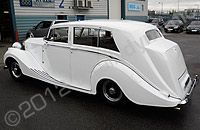Classic 1940s Rolls Royce Wraith fully wrapped in gloss white vinyl by Totally Dynamic North London