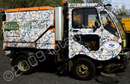 Cleaning vehicles wrapped by Totally Dynamic Central Scotland