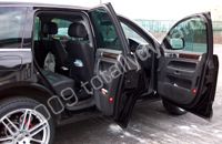 VW Touareg wrapped gloss black by Totally Dynamic North London