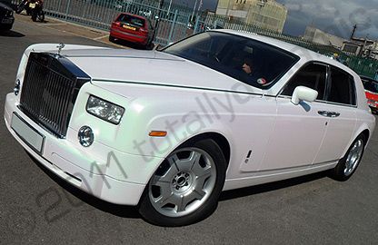 Rolls Royce Phantom wrapped in two tone pearl white by Totally Dynamic North London