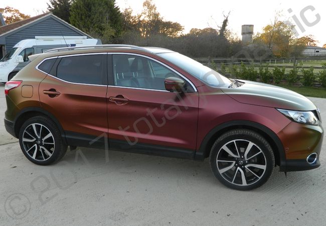 Nissan Qashqai vinyl wrapped in Rising Sun Colour Flow vinyl