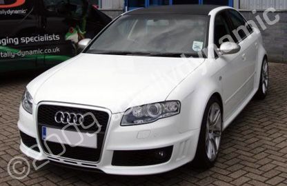 Audi RS4 wrapped gloss white by Totally Dynamic Southampton