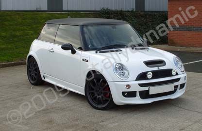 Mini wrapped gloss white by Totally Dynamic Leeds/Bradford