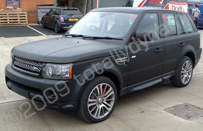 Range Rover wrapped matt black by Totally Dynamic Leeds/Bradford